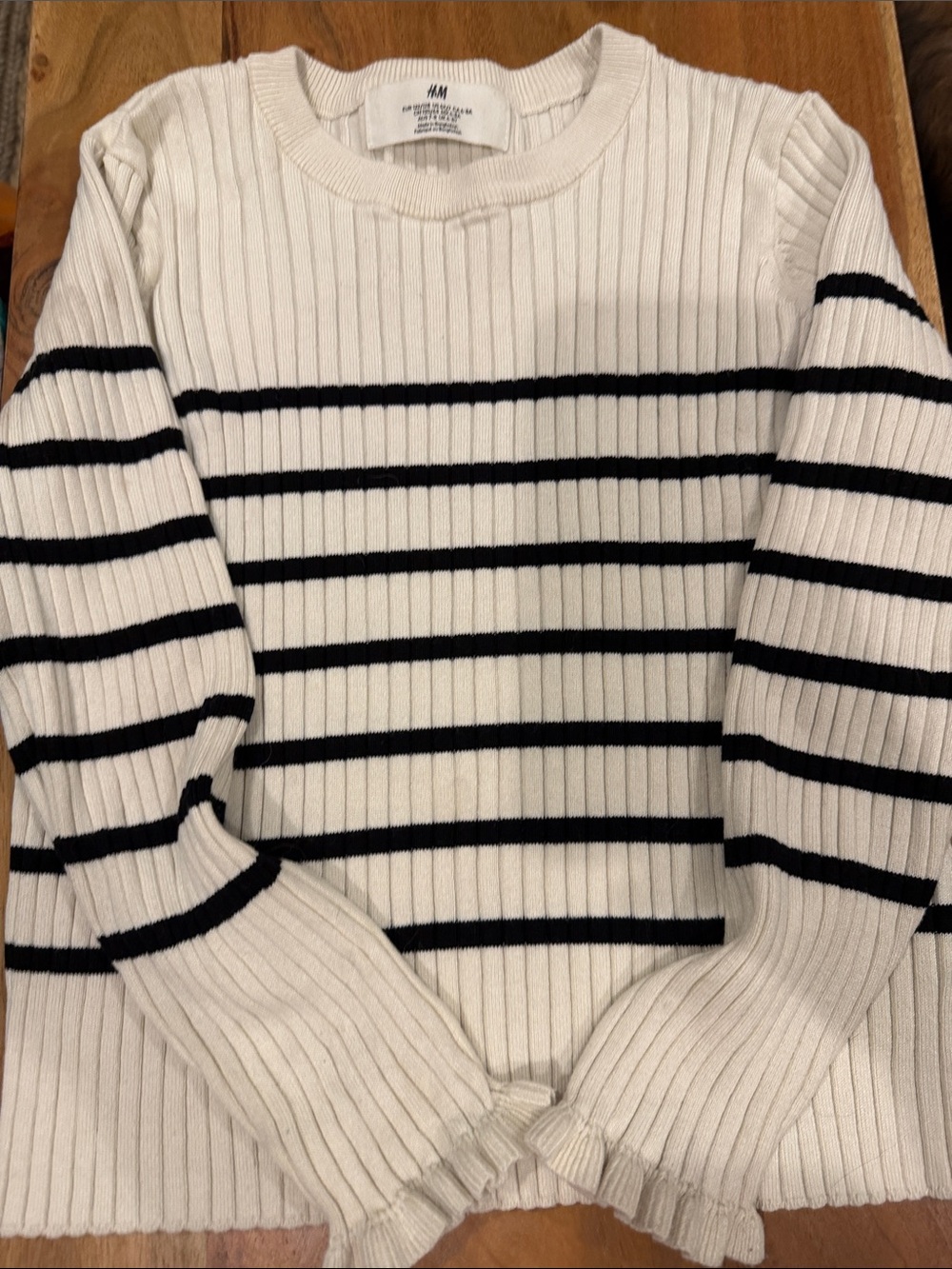 NWOT H&M Ribbed Crewneck Sweater